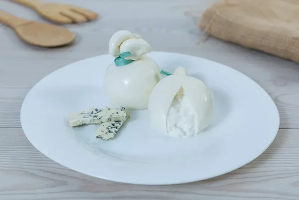 Burratina al gorgonzola