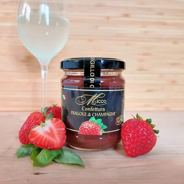 Confettura Extra di Fragole e Champagne
