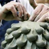 Mezza pigna H 35 cm porta vaso in ceramica di Caltagirone fatta a mano. - immagine 4