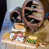 Tagliere con manico in legno di faggio con 3 vaschette - immagine 7